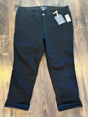 NWT Women's DEMOCRACY Absolution Ankle Skimmer Black Stretch Jeans, 22W